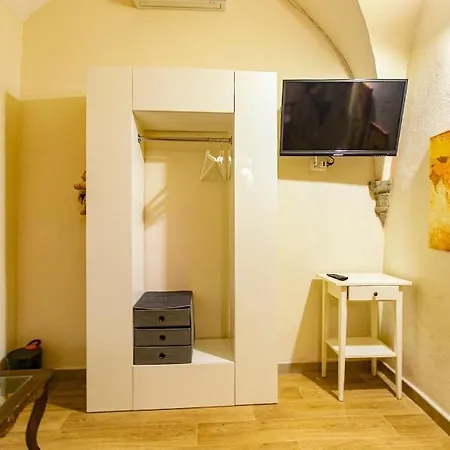 San Gennaro Apartment